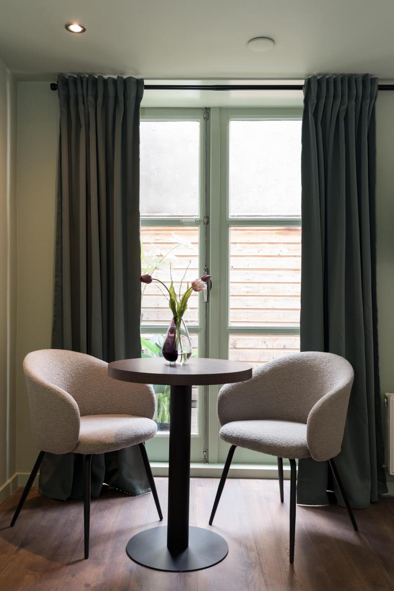 Six Boutique Hotel Haarlem Szoba fotó